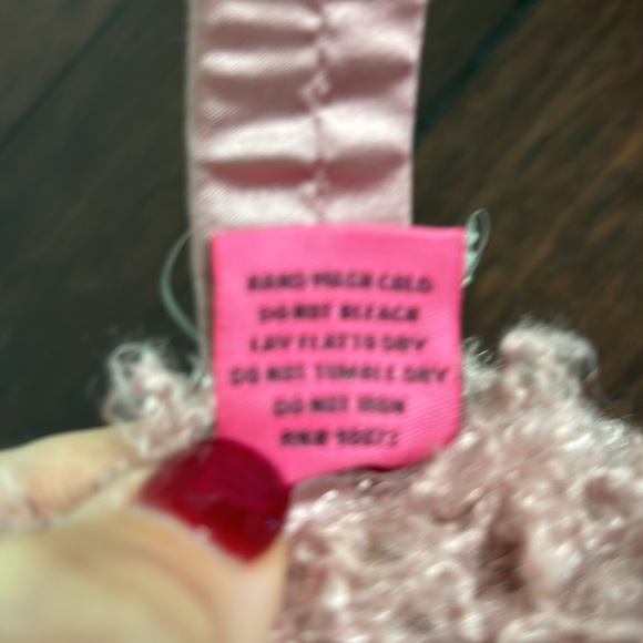 Betsey Johnson Pink Ear Muffs (fancy) - Picture 5 of 6